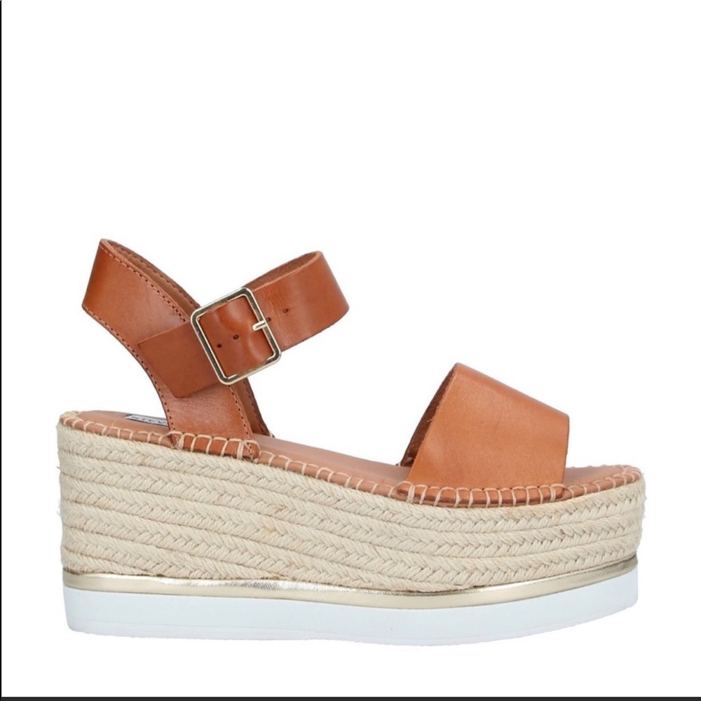 NOT SELLING** Steve Madden Platform Sandel’s